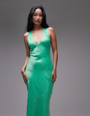 Topshop - Satin-Maxikleid in Grün mit tiefem Ausschnitt