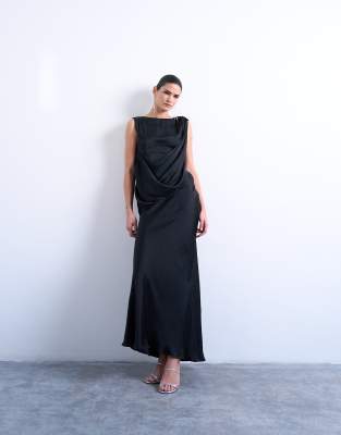 Topshop - Satin-Maxikleid in Schwarz mit U-Boot-Ausschnitt und drapiertem Wasserfallausschnitt