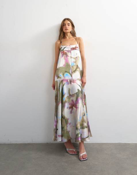 Topshop – Satin-Maxikleid mit Ziernaht, paspelierten Kanten und gemaltem Blumenmuster - view 1