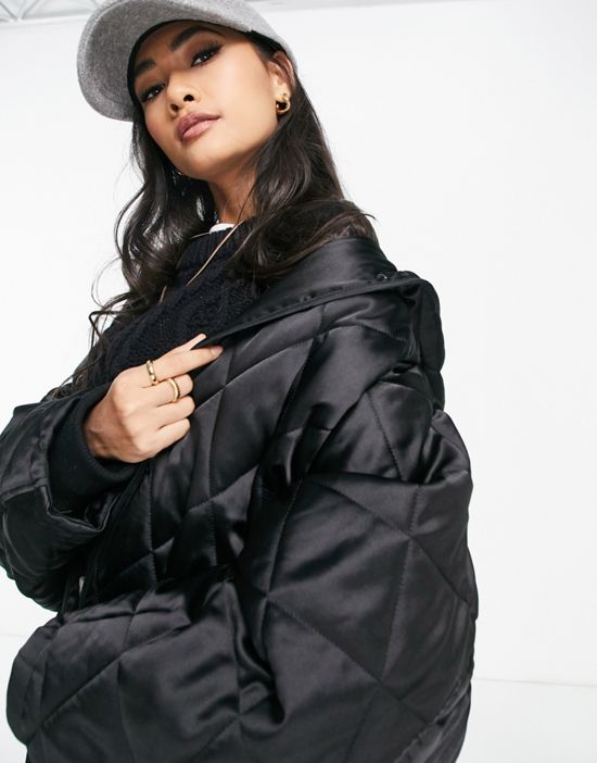 https://images.asos-media.com/products/topshop-satin-quilted-hooded-parka-in-black/200309539-3?$n_550w$&wid=550&fit=constrain