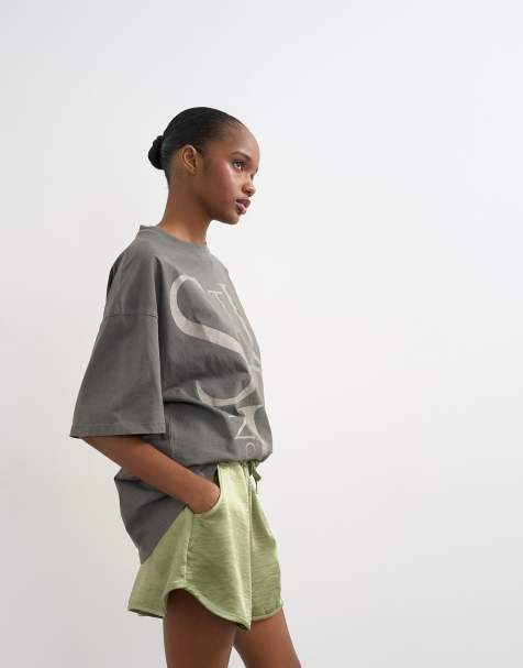 Topshop – Satin-Shorts im Runner-Design in Grün mit breitem Bund - view 1