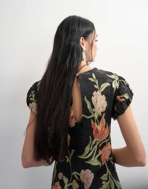 Topshop satin spot jacquard maxi dress with puff sleeve in black based floral, 3 of 4