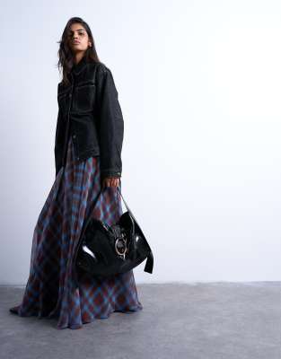 Topshop - Saturn - Schultertasche in Schwarz mit Metalldetails