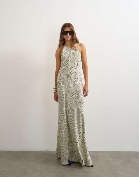 Topshop satynowa sukienka maxi z wycięciem przy dekolcie typu racer i pełną spódnicą we wzór falisty mono - view 1