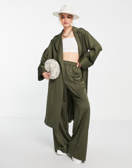 Topshop – Satynowy płaszcz typu prochowiec w kolorze khaki