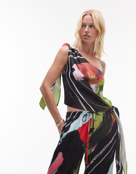 Topshop – Scarfmönstrad, enaxlad topp i satin med knytning i sidan - view 1