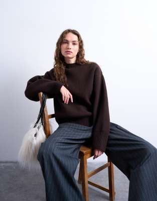 Topshop - Schlichter Grobstrick-Pullover in Schokobraun mit Rundhalsausschnitt-Brown
