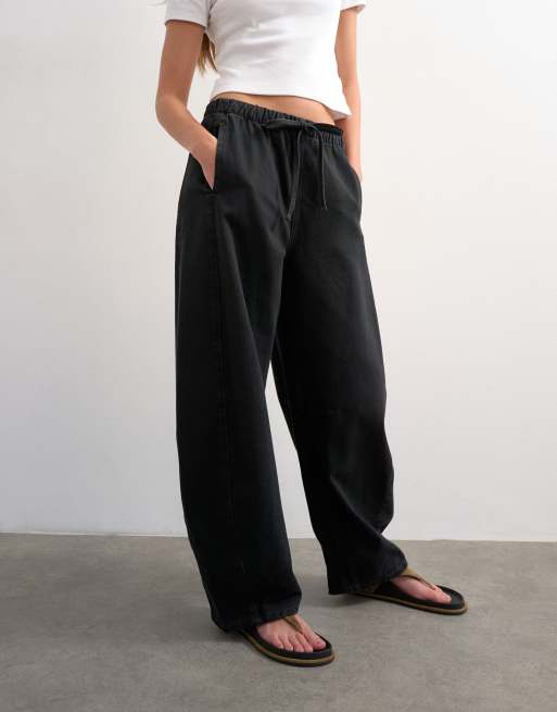 Topshop – Schlupfjeans in verwaschenem Schwarz mit abgerundetem Beinschnitt, 2 von 7
