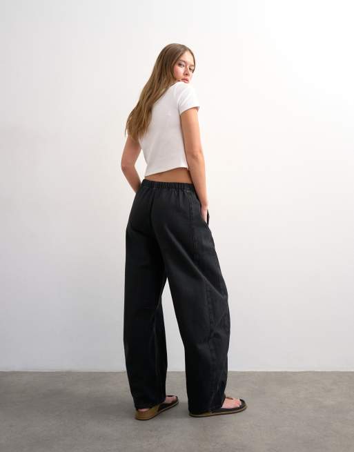 Topshop – Schlupfjeans in verwaschenem Schwarz mit abgerundetem Beinschnitt, 4 von 7