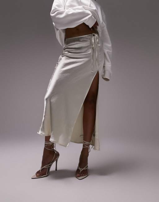 Topshop - Schuingesneden midi rok met strik en split in champagnekleur