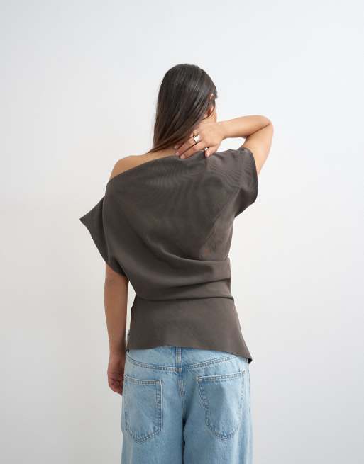 Topshop – Schulterfreies, asymmetrisches Oberteil in Anthrazit, Kombiteil , 4 von 4