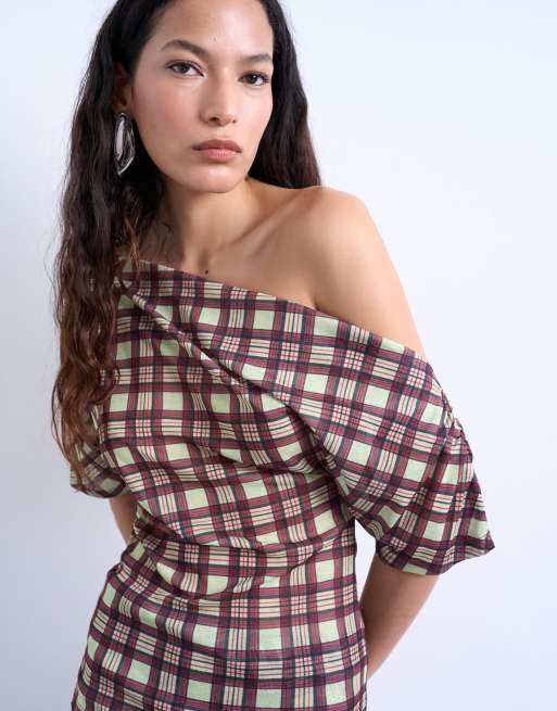Topshop – Schulterfreies, drapiertes Netzstoff-Oberteil in kariertem Braun, 3 von 4
