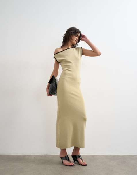 Topshop – Schulterfreies, strukturiertes Maxi-Strickkleid in Neutral mit verdrehtem Detail - view 1