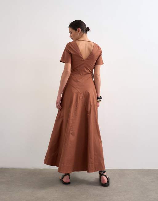Topshop – Schweres Midikleid in Rostrot mit V-Ausschnitt und Ziernaht, 3 von 4