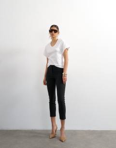 Model wearing Scoop neck sculpted t-shirt in white