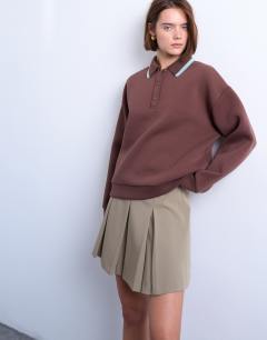 Scuba-style fabric knit collar piped polo sweat in chocolate brown