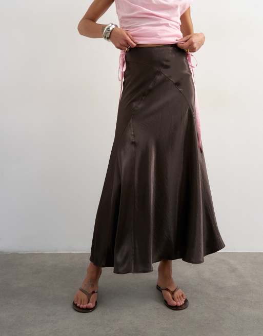 Topshop seamed satin midi skirt in brown, 4 of 5
