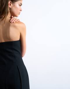 Model wearing Seamed wide leg linen jumpsuit in black