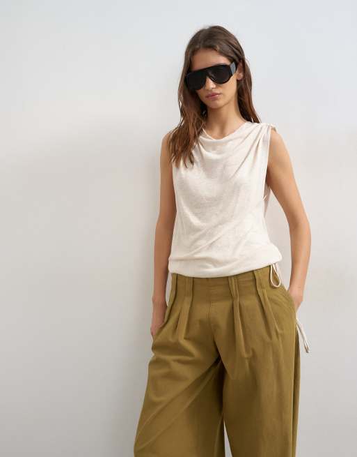 Topshop – Seitlich gerafftes Oberteil in cremeweißer Leinenoptik mit Wasserfallausschnitt, 4 von 4