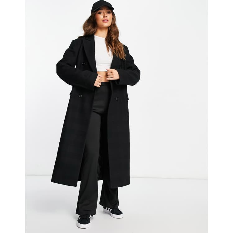 Long black 2025 coat with belt