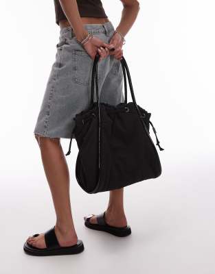 Topshop - Selina - Borsa in nylon nera arricciata con profili a contrasto - view 1