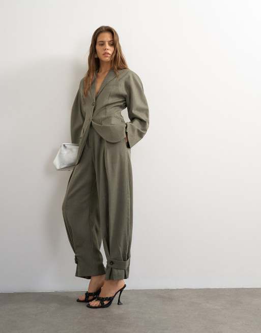 Topshop – Figursytt set med byxor och kavaj med barrelärmar, 3 av 3