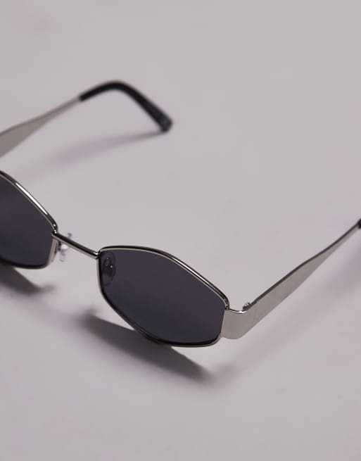 Topshop – Seville – Silverfärgade, hexagonformade solglasögon, 2 av 3