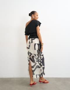 Model wearing Sheer column midi skirt in mono print