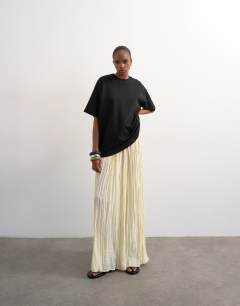 Shirred waist crinkle full circle skirt in natural