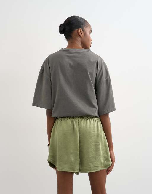 Topshop - Short de course en satin avec taille large - Vert, 4 de 5