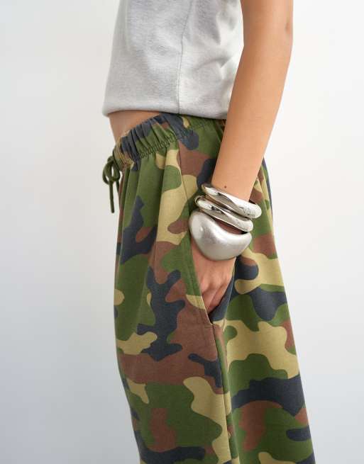 Topshop - Short long noué à détail noué - Kaki délavé camouflage, 4 de 5
