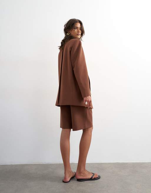 Topshop - Short met lange pasvorm in bruin, deel van co-ord set, 2 van 5