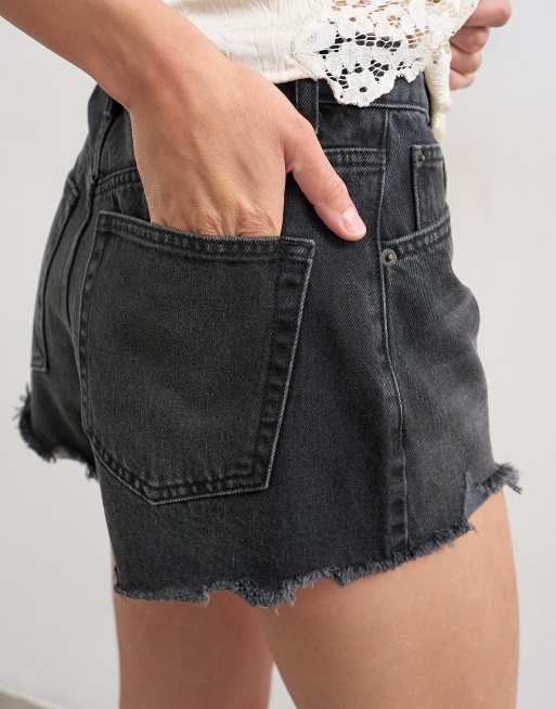 Topshop - Short trapèze en jean avec déchirures - Noir délavé, 5 de 5