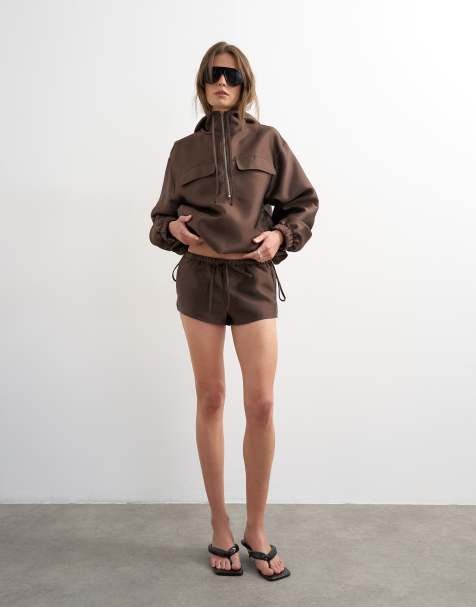 Topshop – Shorts im Runner-Stil aus Satin-Twill in Braun, Kombiteil - view 1