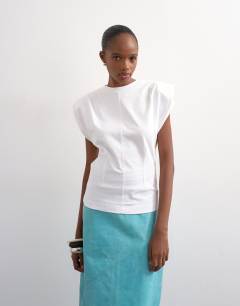 Shoulder pad t-shirt in white