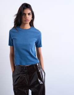 Model wearing Shrunken everyday tee in air force blue