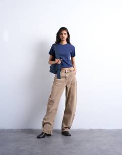 Model wearing Shrunken everyday tee in navy