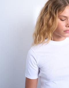 Model wearing Shrunken everyday tee in white