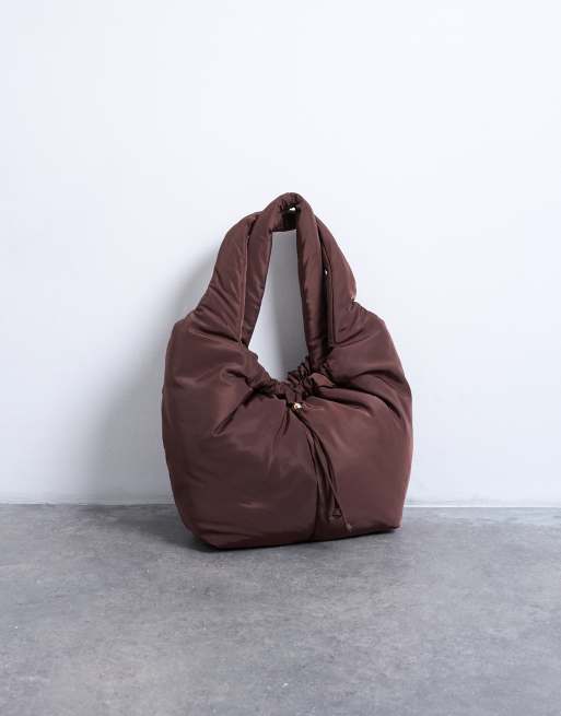 Topshop – Sia – Chokladbrun, rynkad axelväska i nylon, 2 av 4
