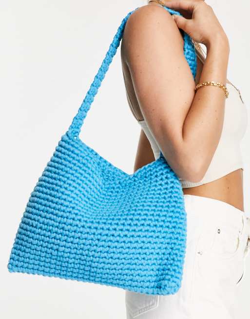 Topshop – Sianna – Gehäkelte Schultertasche in Blau