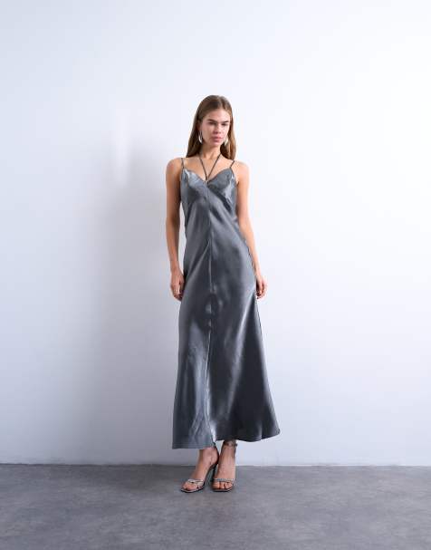 Topshop – Silverfärgad, metallskimrande slipklänning i maxilängd med knytning vid halsen och halterneck - view 1