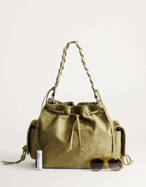 Topshop Simone borsa a secchiello grande in suedette con tasca, color khaki, 2 di 4