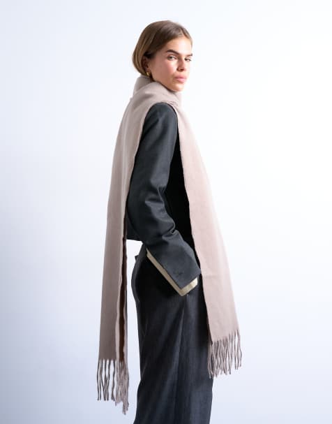 Topshop – Simone – Superweicher Deckenschal in Taupe - view 1