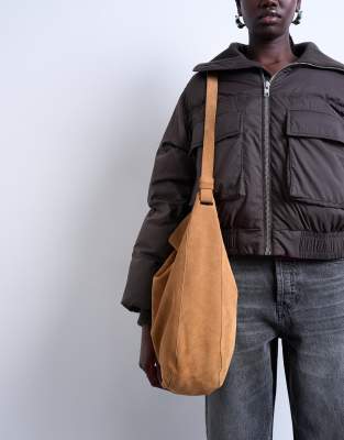 Topshop - Siobhan - Schultertasche aus echtem Wildleder in Hellbraun-Neutral