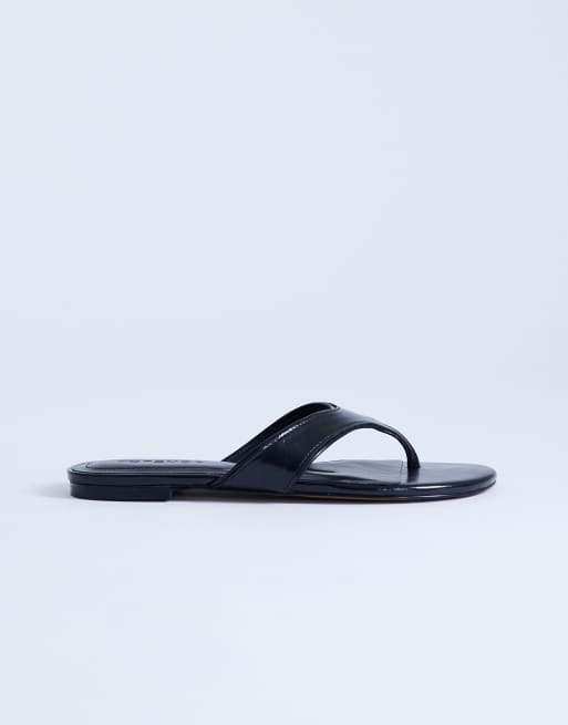 Topshop – Sisi – Flache Zehenstegsandalen in Schwarz, 2 von 4