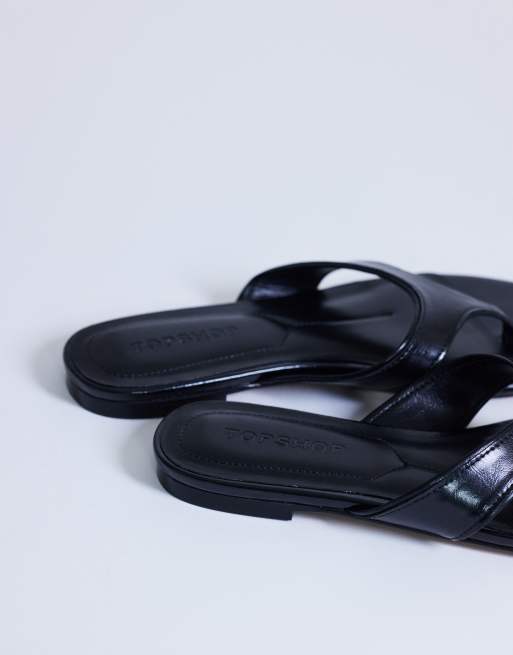 Topshop – Sisi – Flache Zehenstegsandalen in Schwarz, 4 von 4