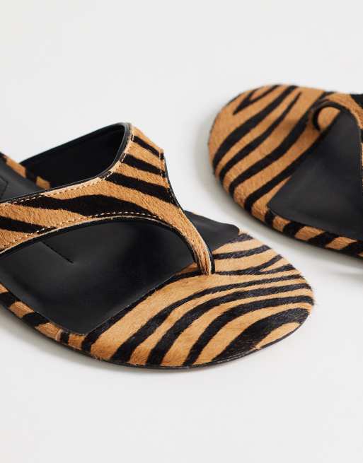 Topshop Sisi flip flops in tiger print hair-on real leather, 4 of 4