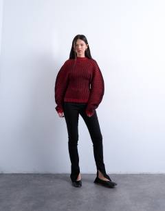 Model wearing Skinny extra long legging in black