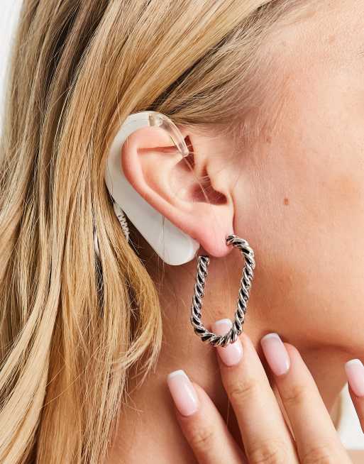 Topshop – Skręcone owalne kolczyki-koła w kolorze srebrnym