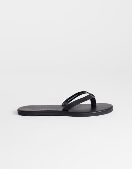 Topshop Sky real leather toe thong sandals in black, 2 of 4